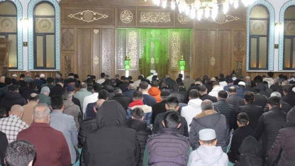 Siirt’te Ramazan ayının ilk teravih namazı kılındı