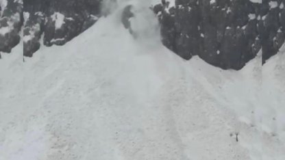 Şırnak’ta çığ düşme anı kamerada