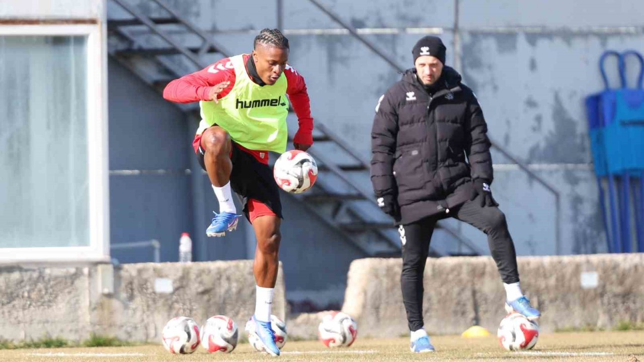 Sivasspor’da Sarıyer hazırlıkları sürüyor