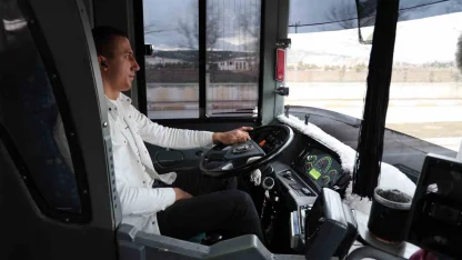 Sivas’ta halk otobüsü şoförünün hareketi takdir topladı