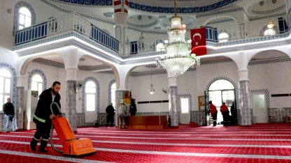 Söke Belediyesi’nden Ramazan öncesi camilerde kapsamlı temizlik