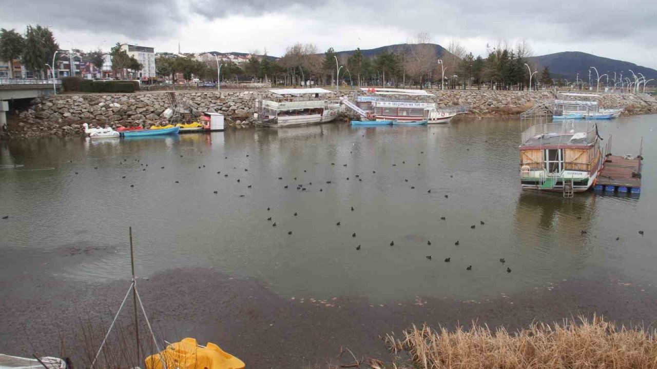 Son yağışlar Beyşehir Gölü’ne can suyu oldu