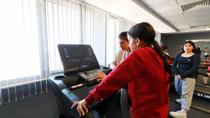 Sporcuların faydalandığı salon yeni ekipmanlarla donatıldı