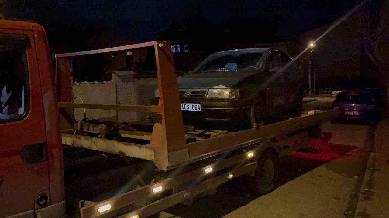 Sürücü ’dur’ ihtarına uymayıp kaçtı, ara sokakta terk ettiği araca 27 bin TL para cezası kesildi