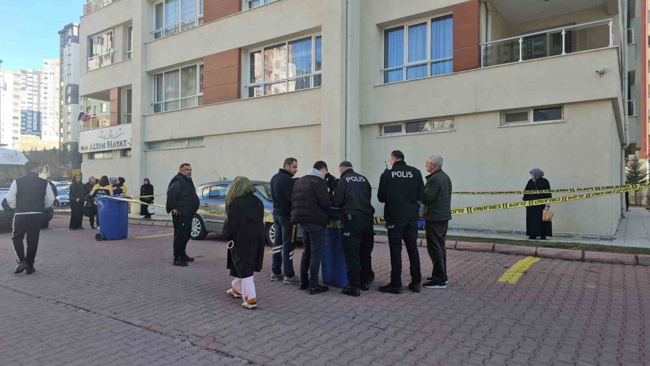 Talas’ta bir kişi aracında ölü bulundu