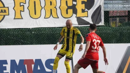 TFF 2. Lig: Aliağa FK: 3 - Somaspor: 3