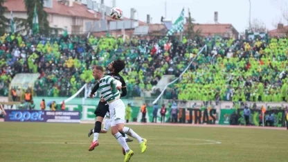 TFF 2. Lig: Isparta 32 Spor: 1 - Bursaspor: 1