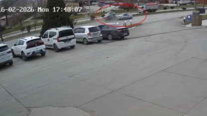 Tokat’ta 2 kişinin yaralandığı kaza kamerada