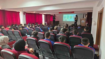 Tomarza’da lise öğrencilerine siber güvenlik semineri verildi