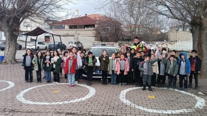 Tomarza’da öğrencilere trafik eğitimi verildi