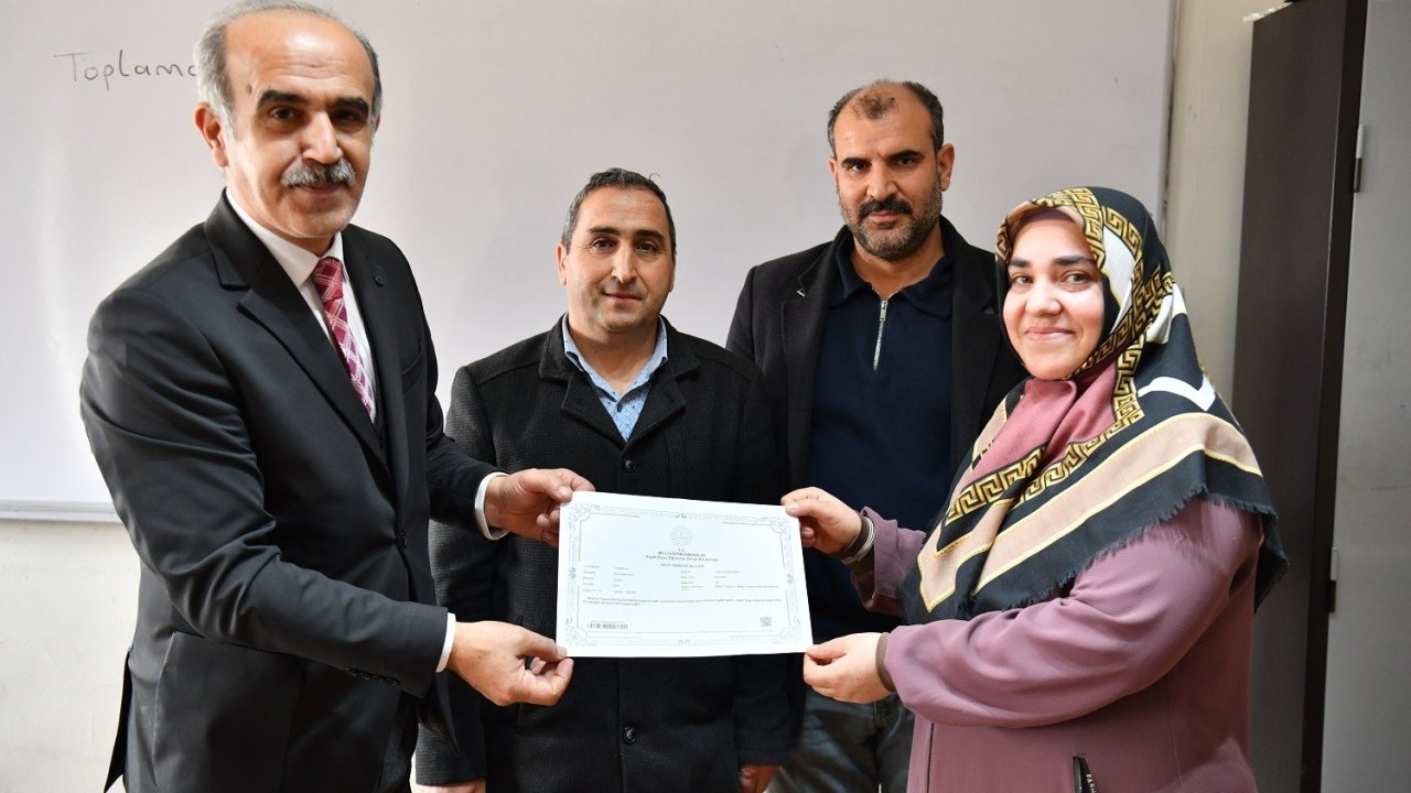 Topsöğüt’te okuma yazma gururu