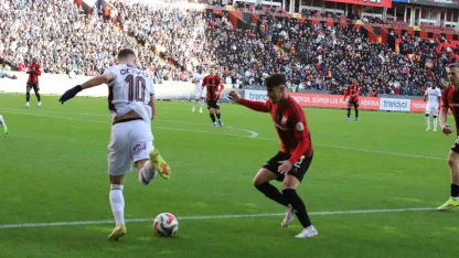 Trendyol Süper Lig: Gaziantep FK: 0 - Trabzonspor: 0 (Maç devam ediyor)