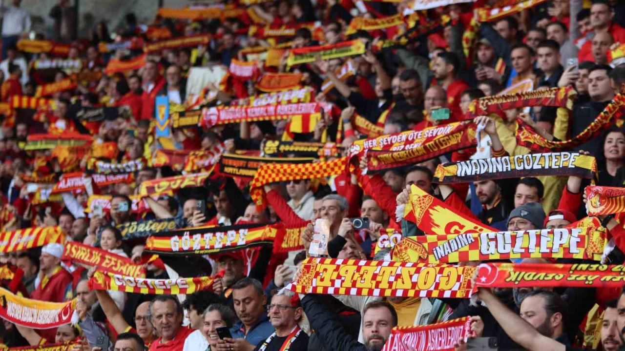 Trendyol Süper Lig: Göztepe: 0 - Kayserispor: 0 (İlk yarı)