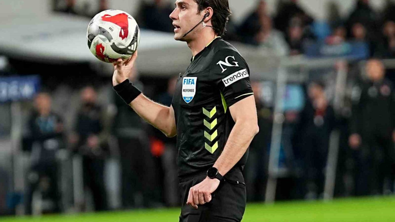 Trendyol Süper Lig: RAMS Başakşehir: 1 - Beşiktaş: 1 (İlk yarı)