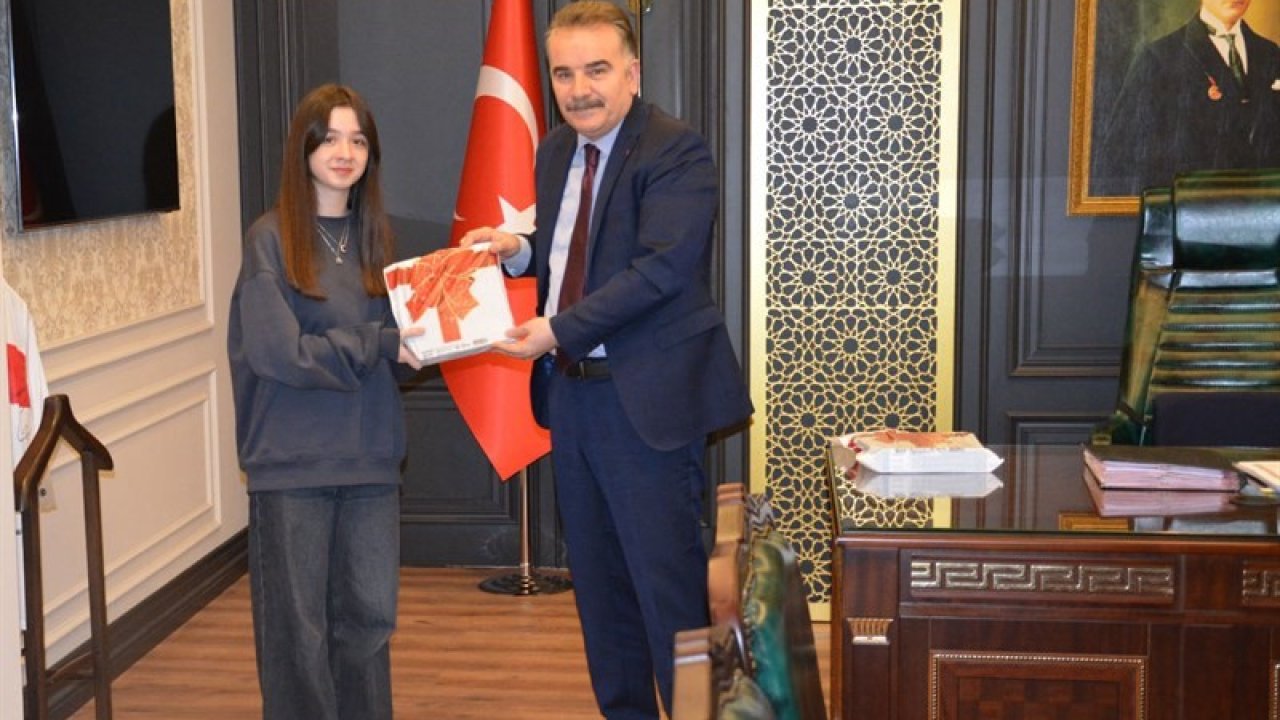 TÜBİTAK bölge şampiyonlarından Kaymakam Odabaş’a ziyaret