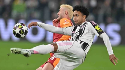 UEFA Şampiyonlar Ligi: Juventus: 1 - Galatasaray: 0 (İlk yarı)