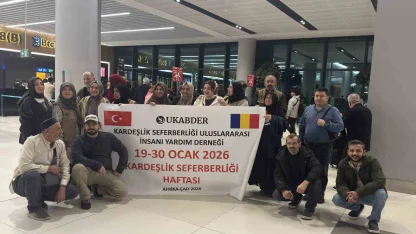 UKABDER eli ile Çad’da Türk sancağı dalgalanıyor