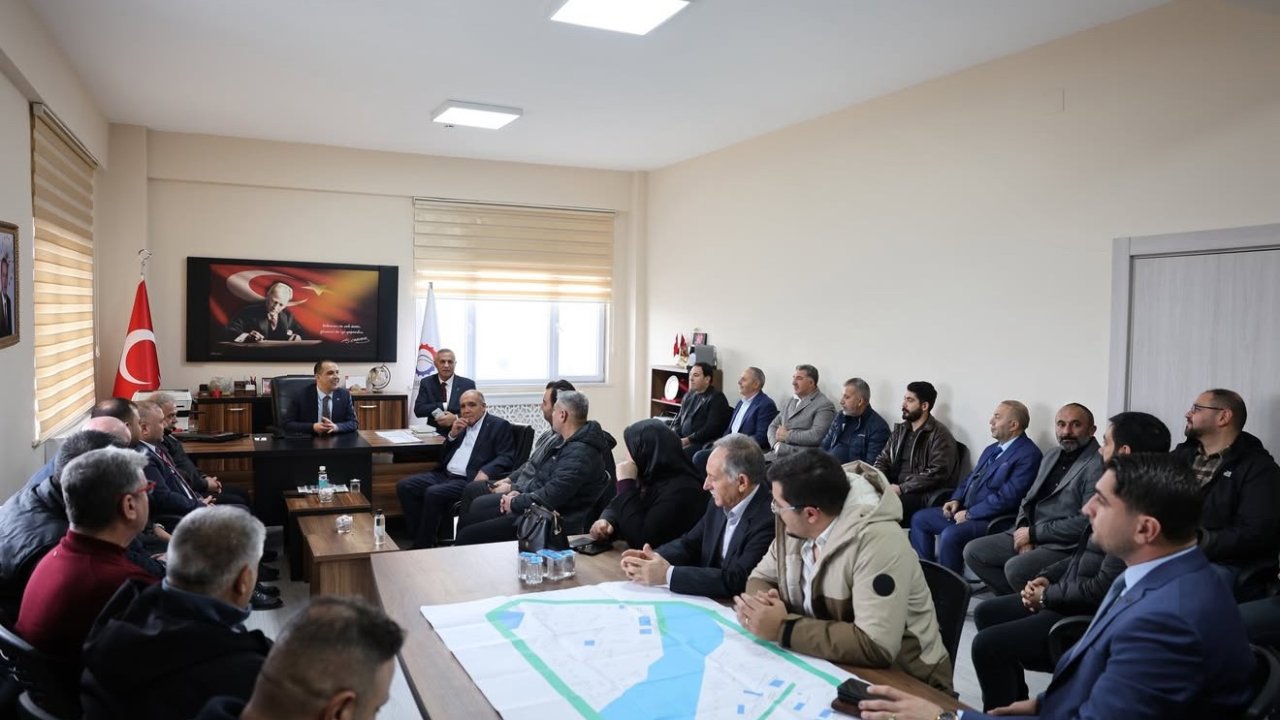 Vali Taşolar, Organize Sanayi Bölgesi’nde yatırımcılarla buluştu