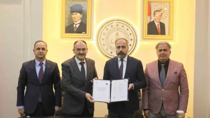 Van YYÜ’nün akademik gücü şehrin eğitimine yansıyor