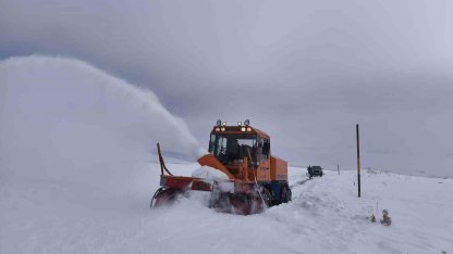 Van’da 97 yerleşim yerinin yolu kapalı