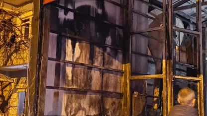 Van’da iş yerindeki yangında 1 kişi yaralandı, 2 kişi dumandan etkilendi