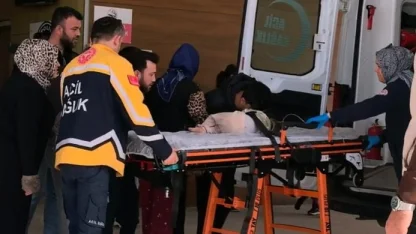 Villanın merdivenlerden düşen 1 yaşındaki çocuk ağır yaralandı