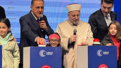 Yalova’da bin 805 TOKİ konutunun kura çekimi yapıldı