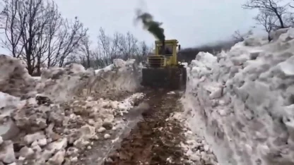 Yayladere’de karla mücadele çalışmaları sürüyor
