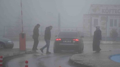 Yozgat sis altında kayboldu, görüş mesafesi 10 metreye kadar düştü