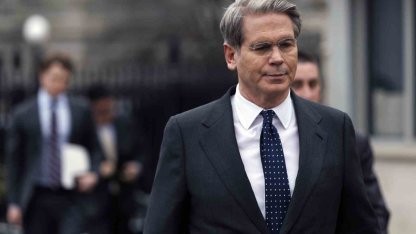 ABD, fiyatları düşürmek amacıyla denizdeki İran petrolüne uygulanan yaptırımları kaldırabilir