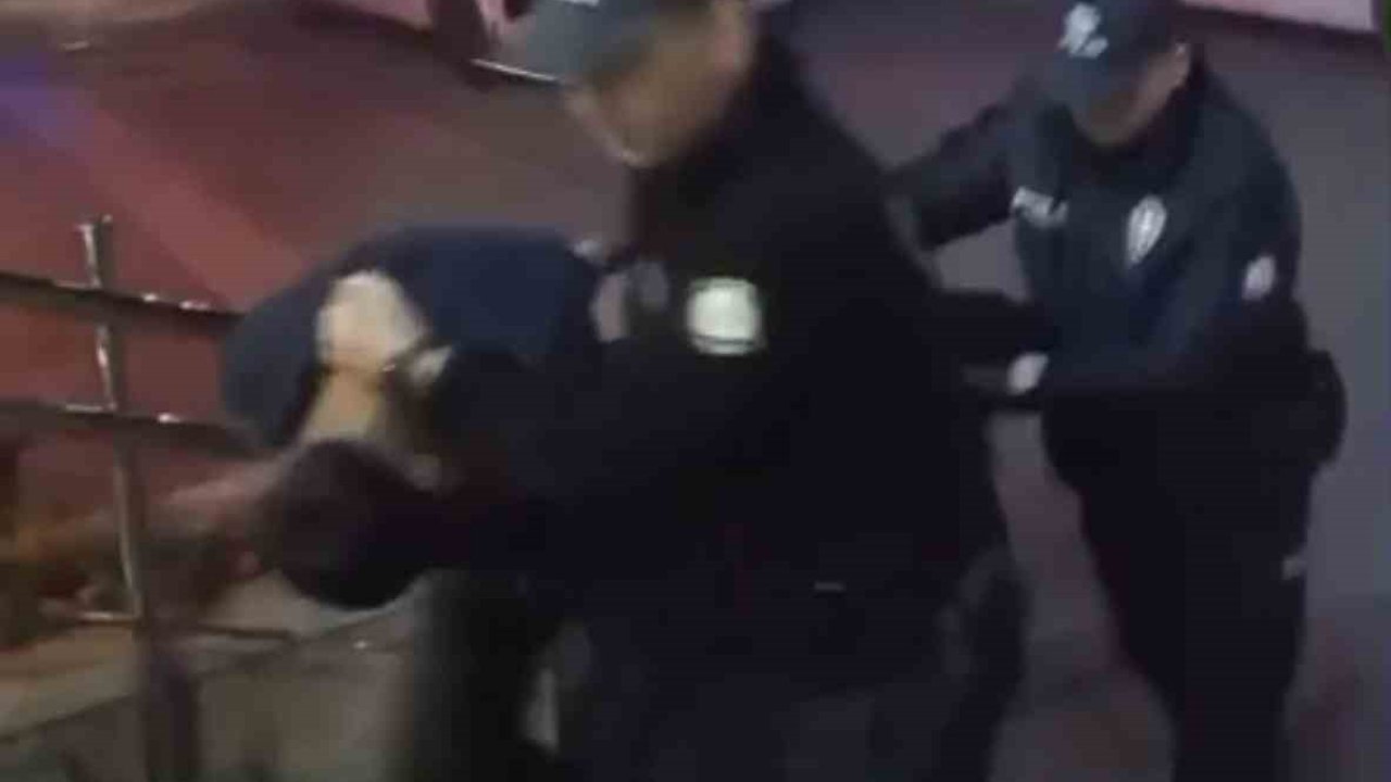 Adana’da trafikte ailenin yolunu kesen sürücüye 370 bin TL ceza