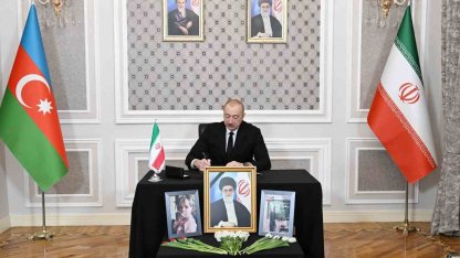 Aliyev’den İran Büyükelçiliği’ne "Hamaney için başsağlığı" ziyareti