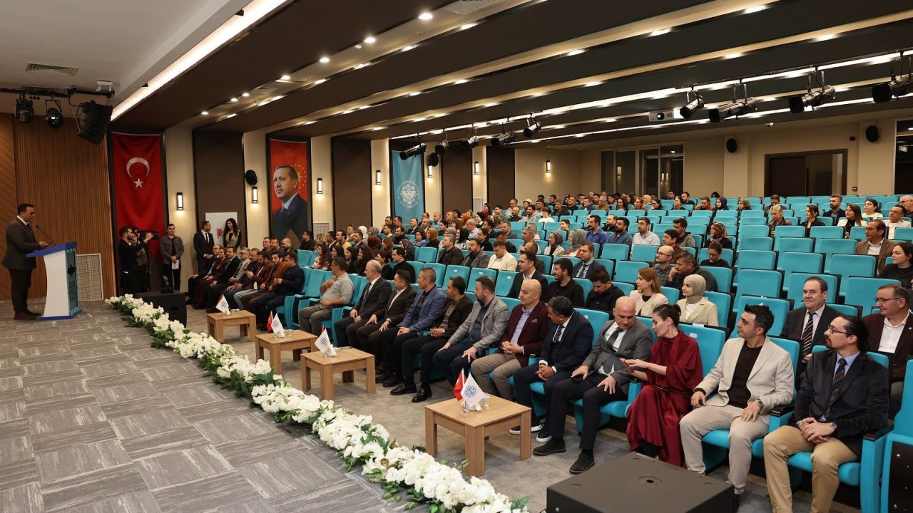 ALKÜ ailesi geleneksel bayramlaşmada buluştu