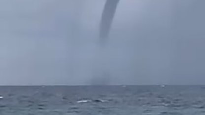 Antalya’da korkutan hortum karaya ulaşmadan kayboldu