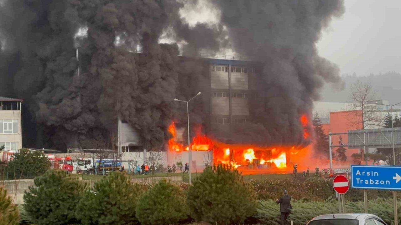 Arsin OSB Yönetim Kurulu Başkanı Sakarya: "Çok şükür şu anda bir can kaybı yok"