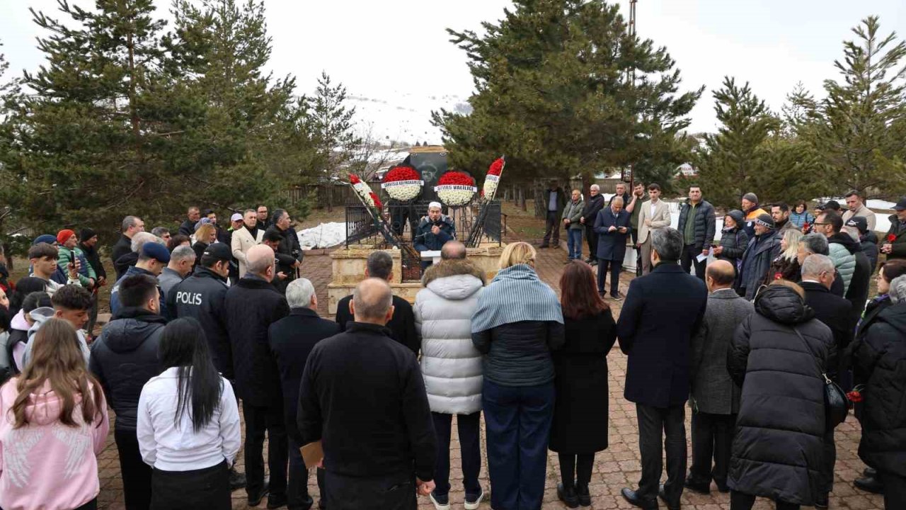 Aşık Veysel 53 yıl sonra da unutulmadı