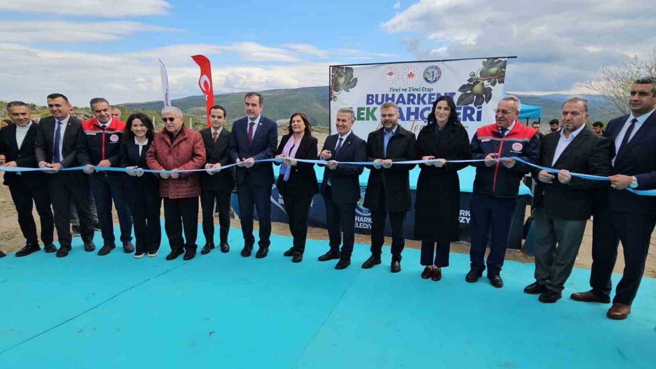 Aydın’ın ilek bahçeleri törenle hizmete açıldı