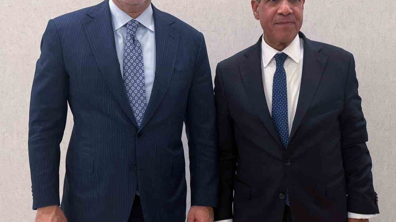 Bakan Fidan, Mısırlı mevkidaşı Abdelatty ve Pakistan Başbakanı Şerif ile bir araya geldi