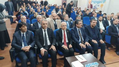 Bakan Şimşek, Batman’da AK Parti teşkilatıyla buluştu