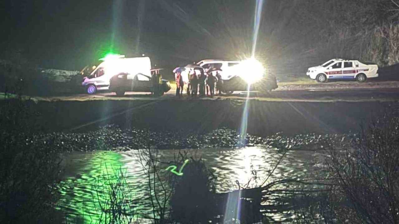 Balık tutarken çaya düşen imam hayatını kaybetti