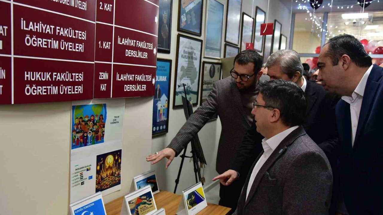 Balıkesir’de geleneksel Ramazan Sokağı kuruldu