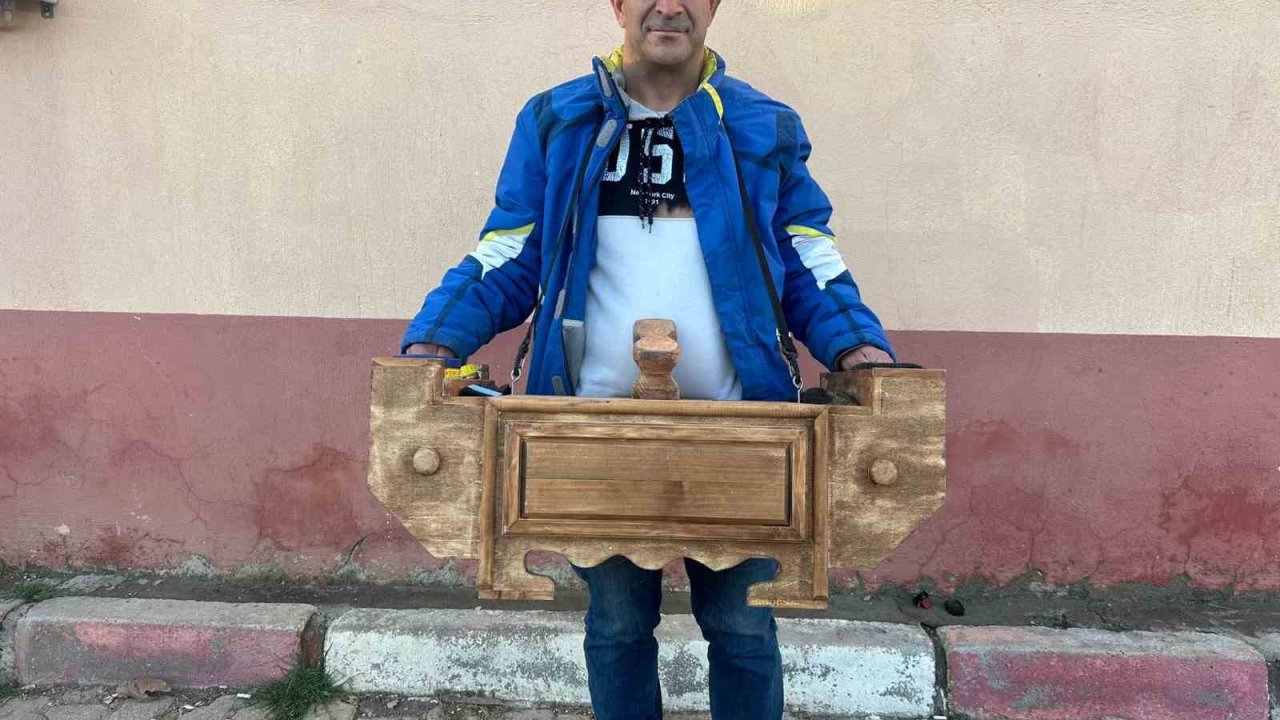 Başkan Başdeğirmen, kırılan boya sandığı yerine yenisi isteyen boyacıyı kırmadı