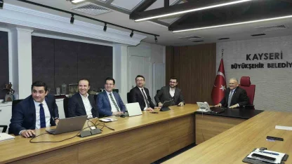 Başkan Büyükkılıç Kayseri’nin ulaşım geleceğini bugünden planlıyor