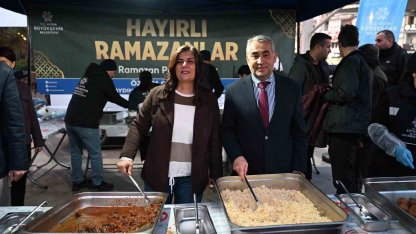 Başkan Çerçioğlu, ADÜ öğrencileri ile iftarda bir araya geldi