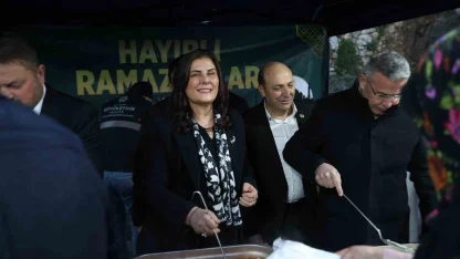 Başkan Çerçioğlu Köşk’te vatandaşlarla iftar sofrasında bir araya geldi