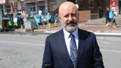 Başkan Çolakbayrakdar: "Temizlikte de Türkiye’nin en modern filosu Kocasinan’da"