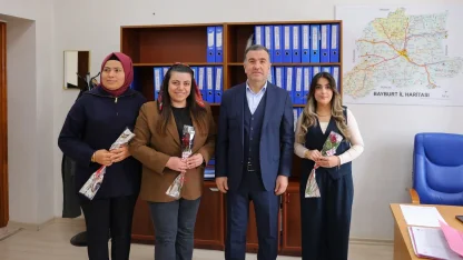 Bayburt Valisi Eldivan, 8 Mart Dünya Kadınlar Günü’nü kutladı