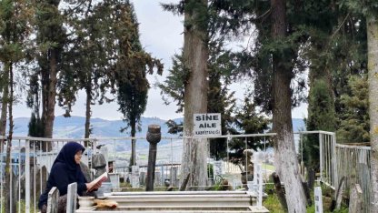 Bayram öncesi mezarlıklarda duygu seli