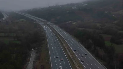 Bayram tatili bitiyor, dönüş başladı: Yollarda bayram trafiği
