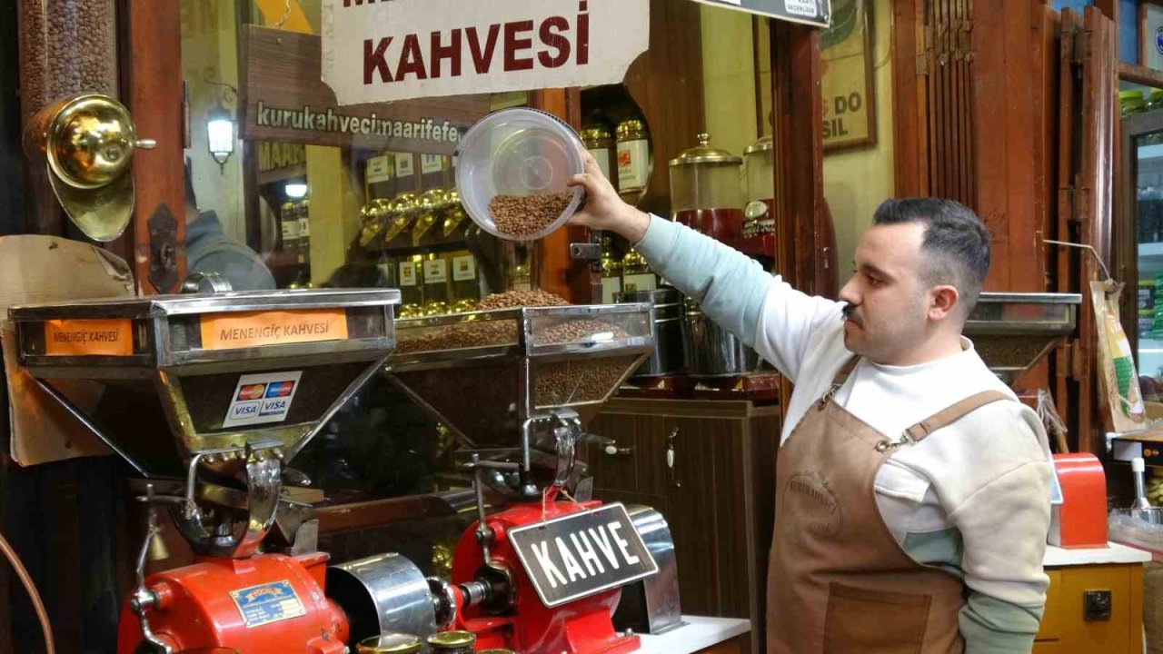 Bayramların geleneksel ikramı: Türk kahvesi